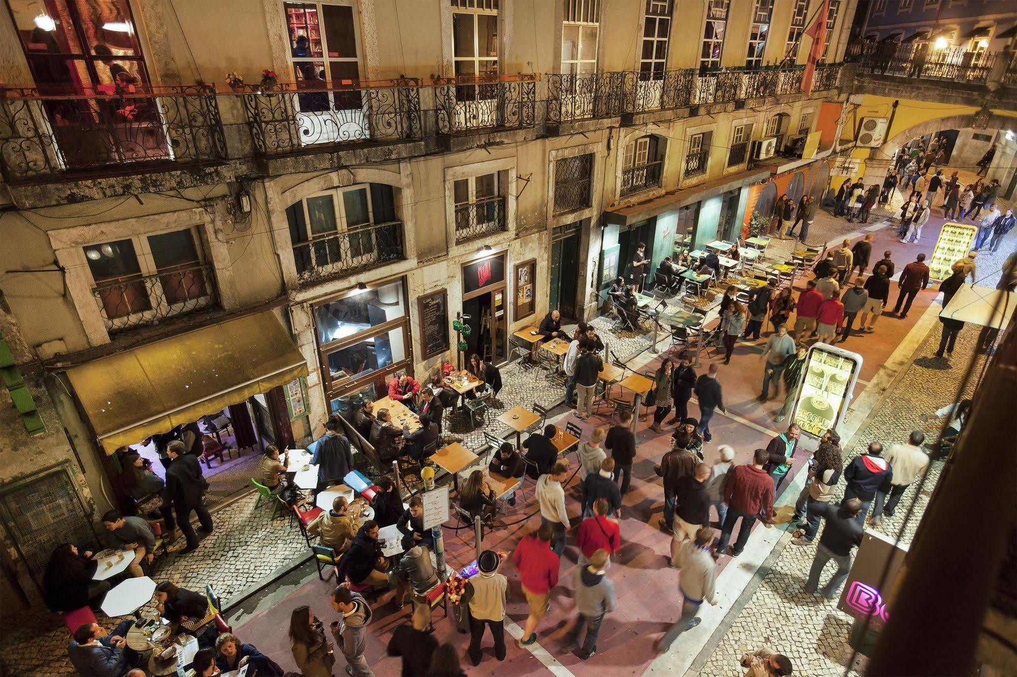 Freedom Serviced Apartments - Cais Do Sodre Lisboa Eksteriør bilde