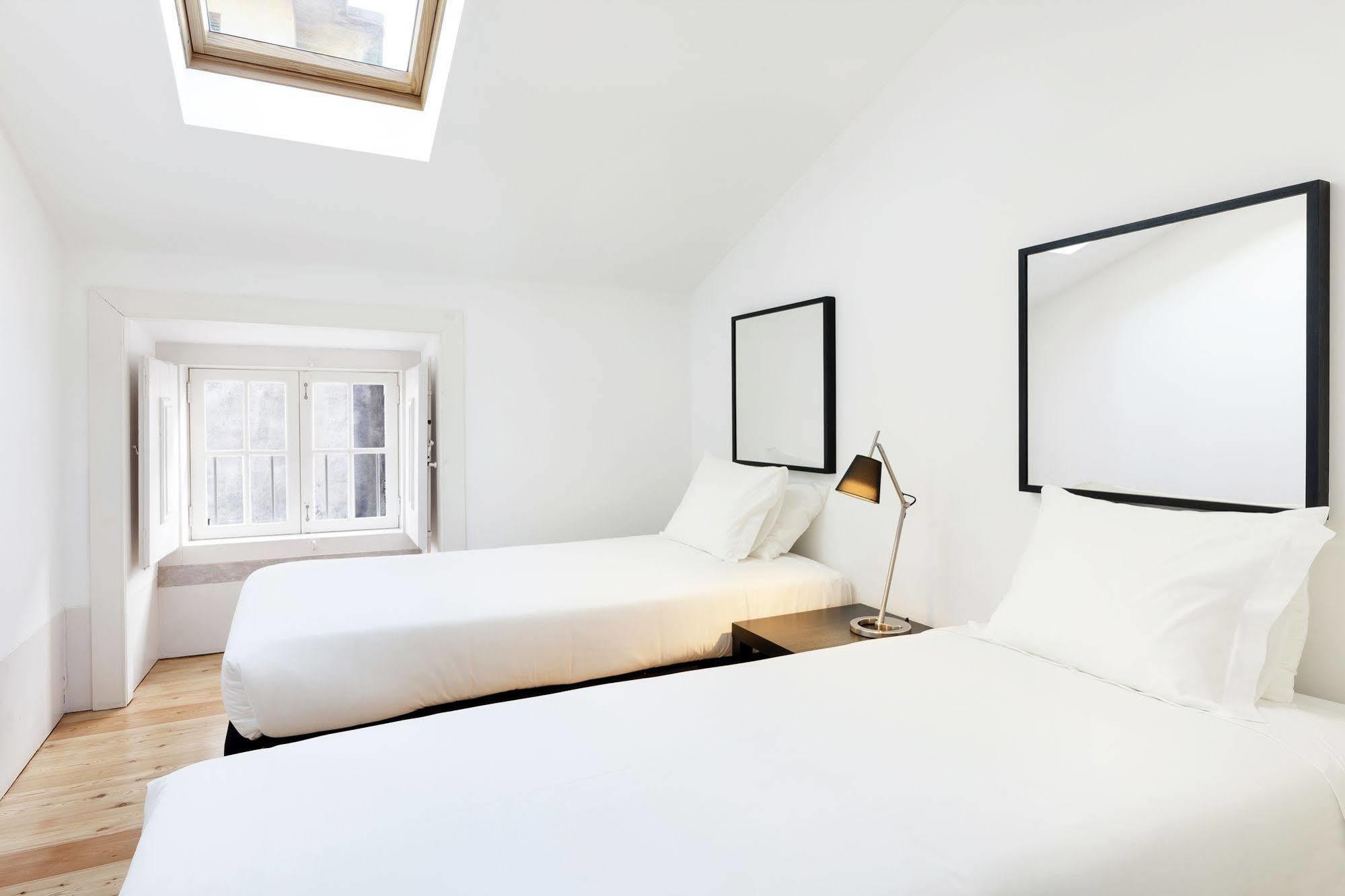 Freedom Serviced Apartments - Cais Do Sodre Lisboa Eksteriør bilde